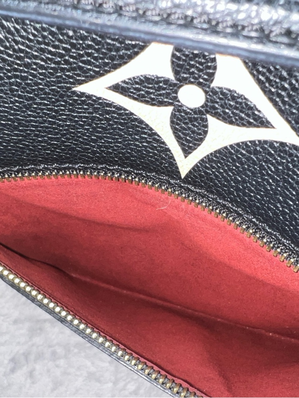 Louis Vuitton LV Pochette Métis - Picture 8 of 16